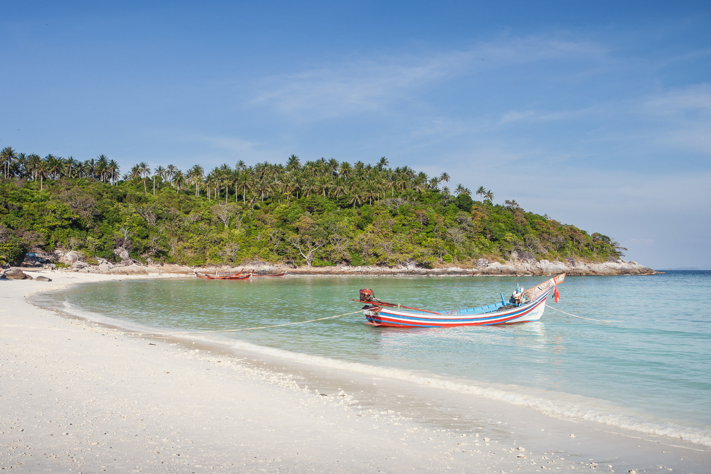 ko racha yai, phuket.webp